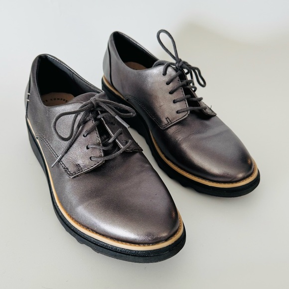 Clarks Shoes - Clarks Sharon Noel Gun metal Leather Shoes Womens 6.5 M Metallic Oxfords